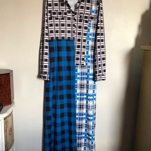 Long dress with long sleeves and buttons